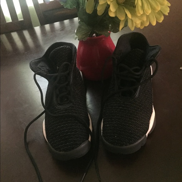 SOLD...Jordan’s Black & White - Picture 2 of 8